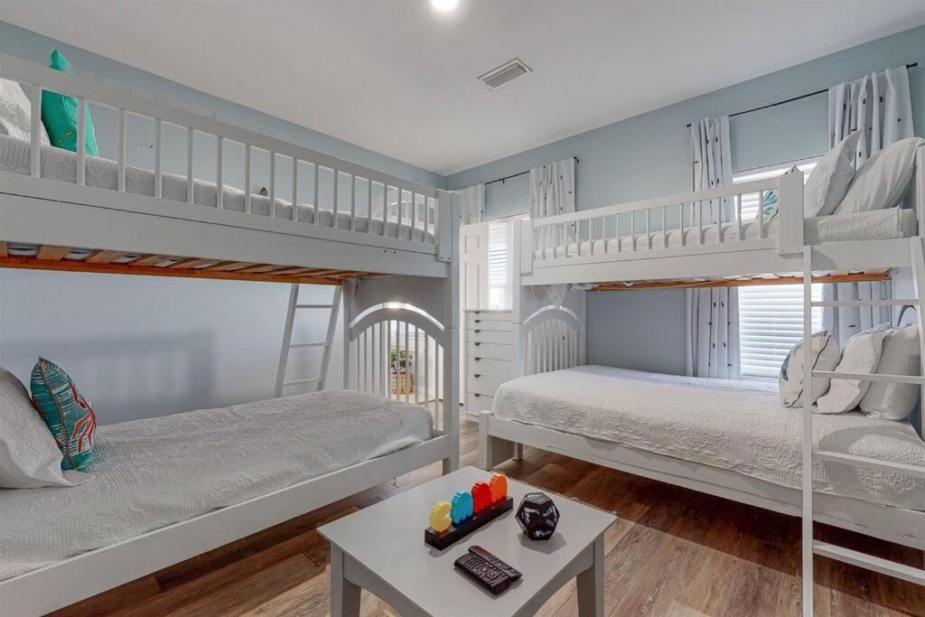 Eye-Catching Property W/ Picturesque Coastal Views Gulf Shores Exterior foto